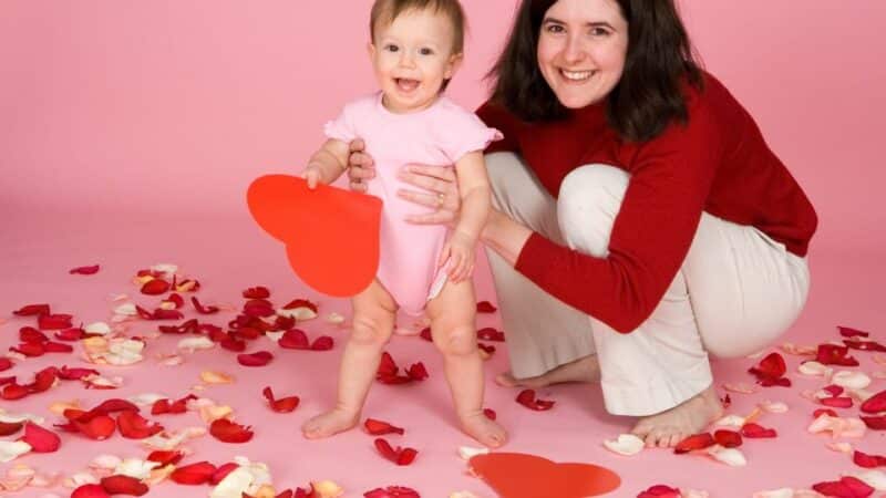 בגדים לתינוקת