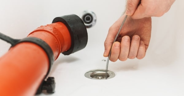 פתיחת סתימות בצינורות