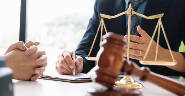 הילד הסתבך בגלל ‘ירוק’ בצבא מה ההורה יכול לעשות בלי להזיק לו