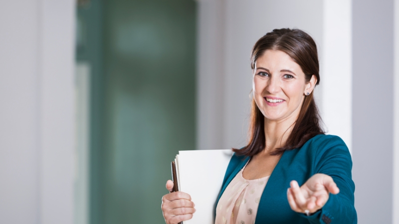 איך להצליח במכירות ביטוח כבר בחודשים הראשונים בעבודה